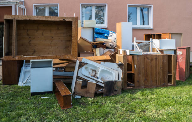 Best Construction Debris Removal  in Lakin, KS